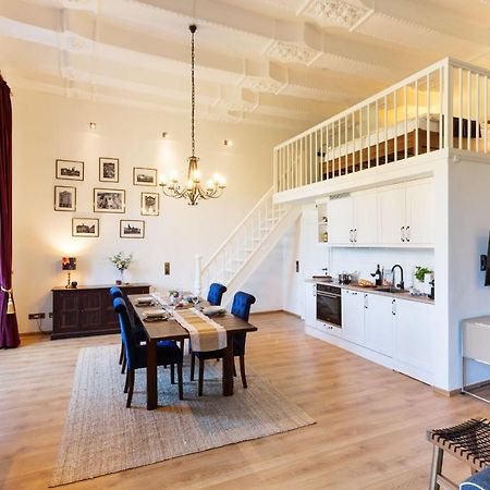 Ferienwohnung Saalstube - Schloss Adolphsburg 키르훈뎀 외부 사진
