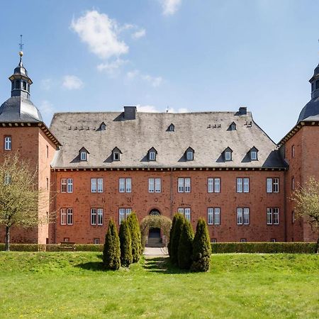 Ferienwohnung Saalstube - Schloss Adolphsburg 키르훈뎀 외부 사진